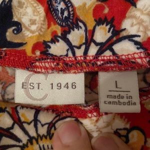 Est 1946 Maxi Reds, Golds Navy, Size L (I wear a 16)